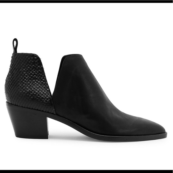 Dolce Vita Shoes - Dolce Vita “Sonni” Snakeskin leather booties